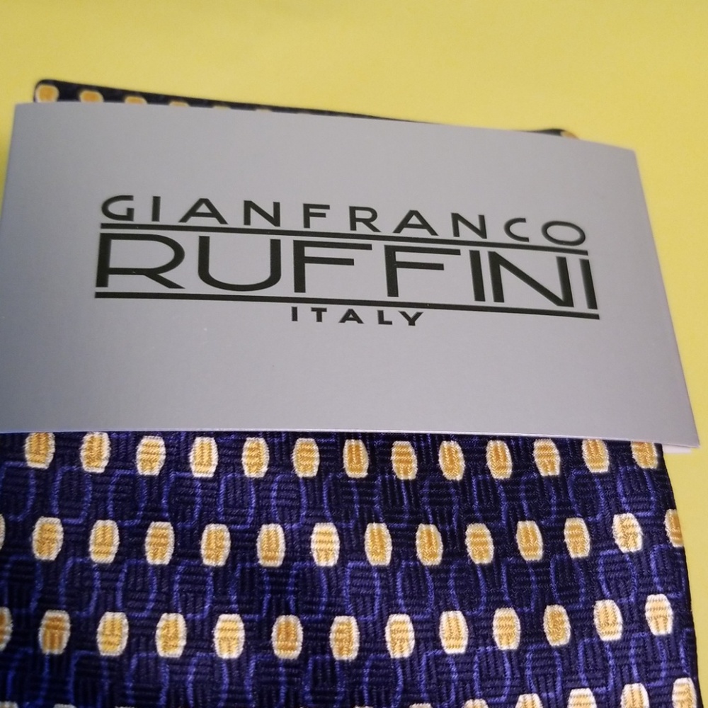 Gianfranco Ruffini Ties - Picture 3 of 4